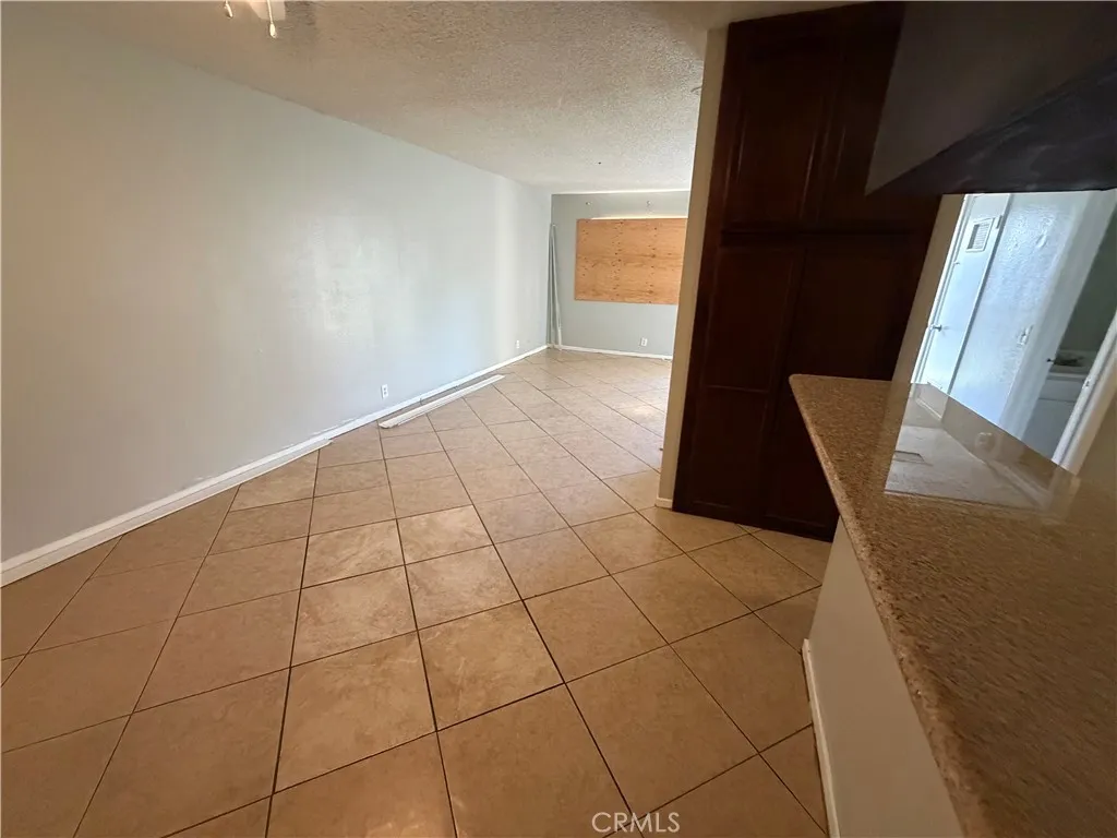 Additional image 5 of 369 N Eucalyptus Ave Unit 31, Rialto, CA 92376