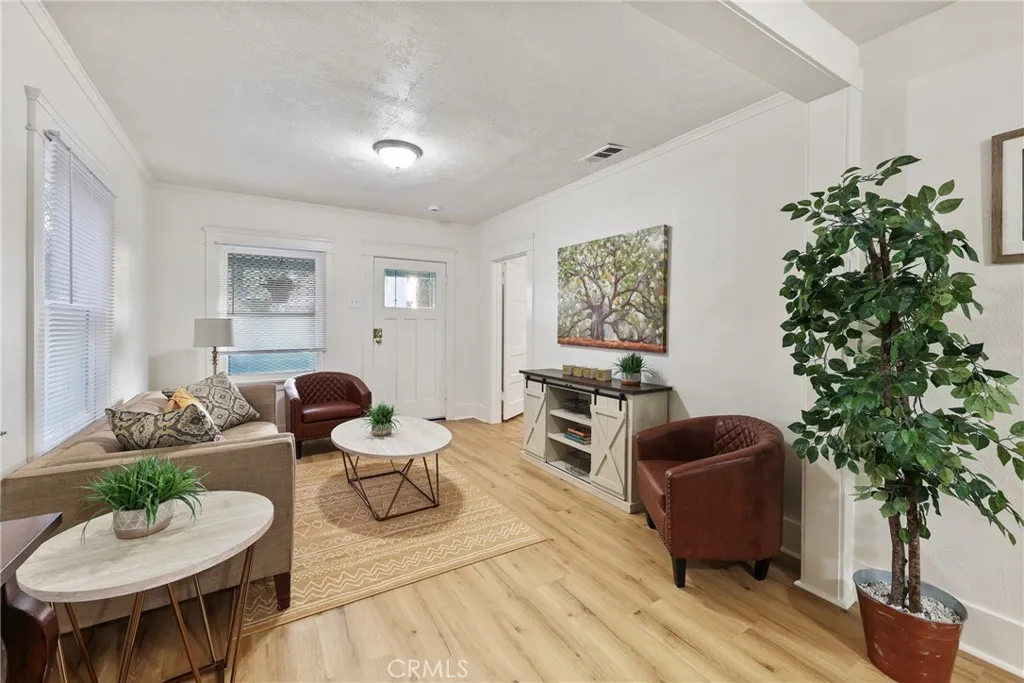 Additional image 6 of 1146 N Loma Vista Drive, Long Beach, CA 90813