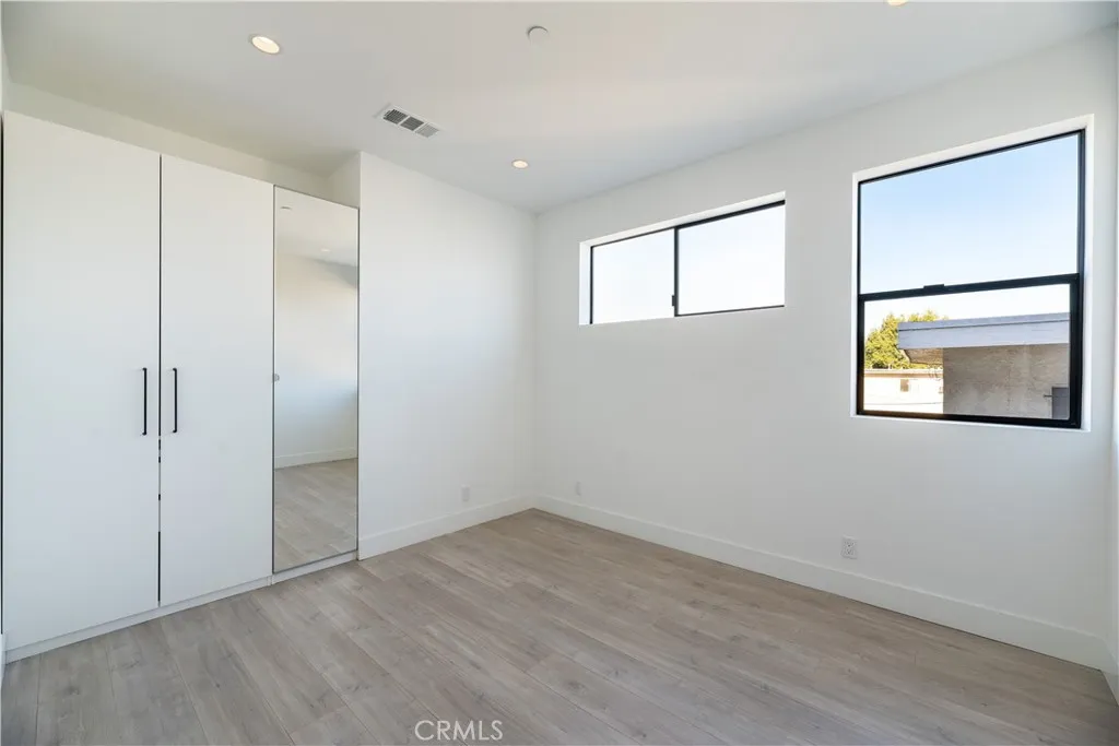 Additional image 36 of 1809 S Longwood Ave, Los Angeles, CA 90019