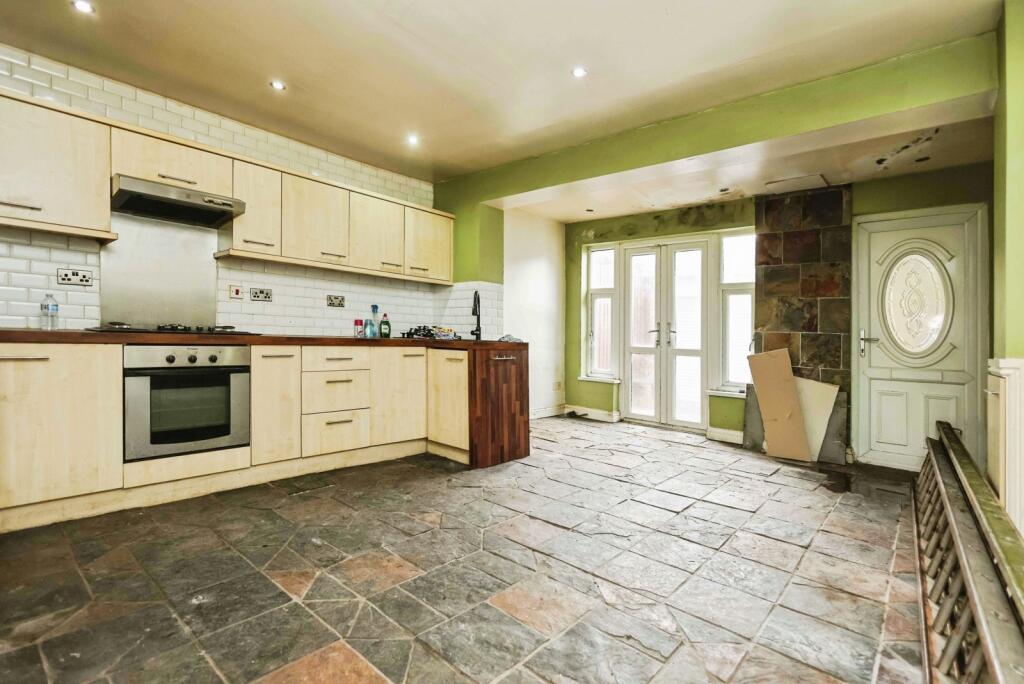 Additional image 18 of Avon Drive, Castle Bromwich, Birmingham, West Midlands, B36