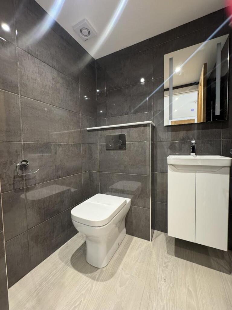 Additional image 10 of High Street, Bidford-On-Avon, Alcester