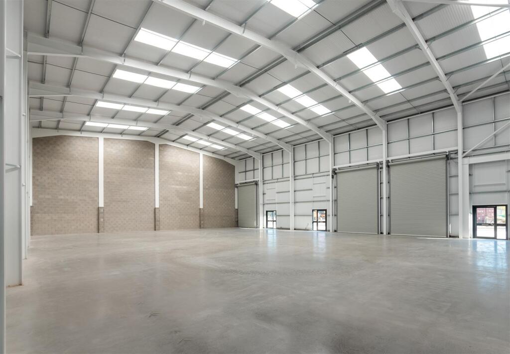 Additional image 10 of Oak Tree Court, Arden Forest Way, Alcester B49 6GT