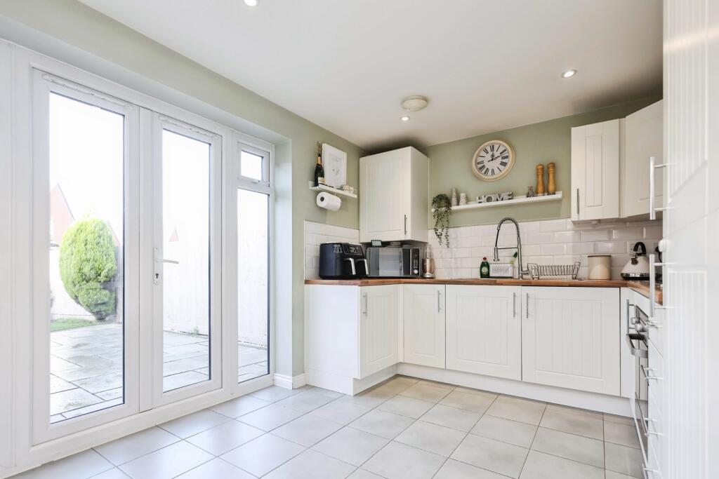 Additional image 11 of Bluebell Crescent, Great Barr, Birmingham, B42