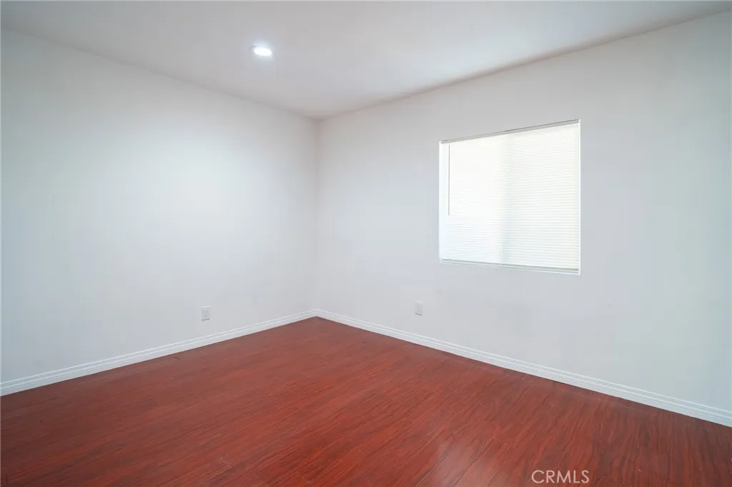 Additional image 12 of 2370 Pine Ave, Long Beach, CA 90806