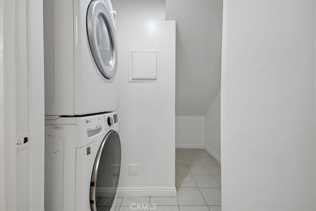 Additional image 10 of 115 Remington, Irvine, CA 92620