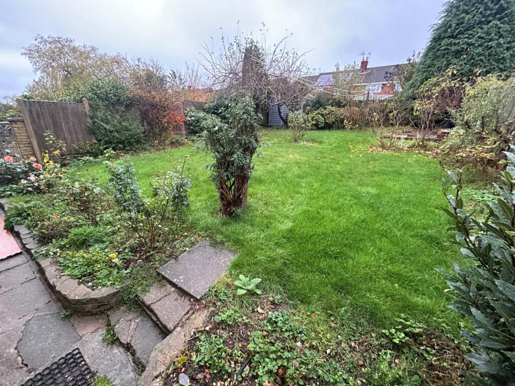 Additional image 3 of Bournes Crescent, Halesowen, West Midlands, B63