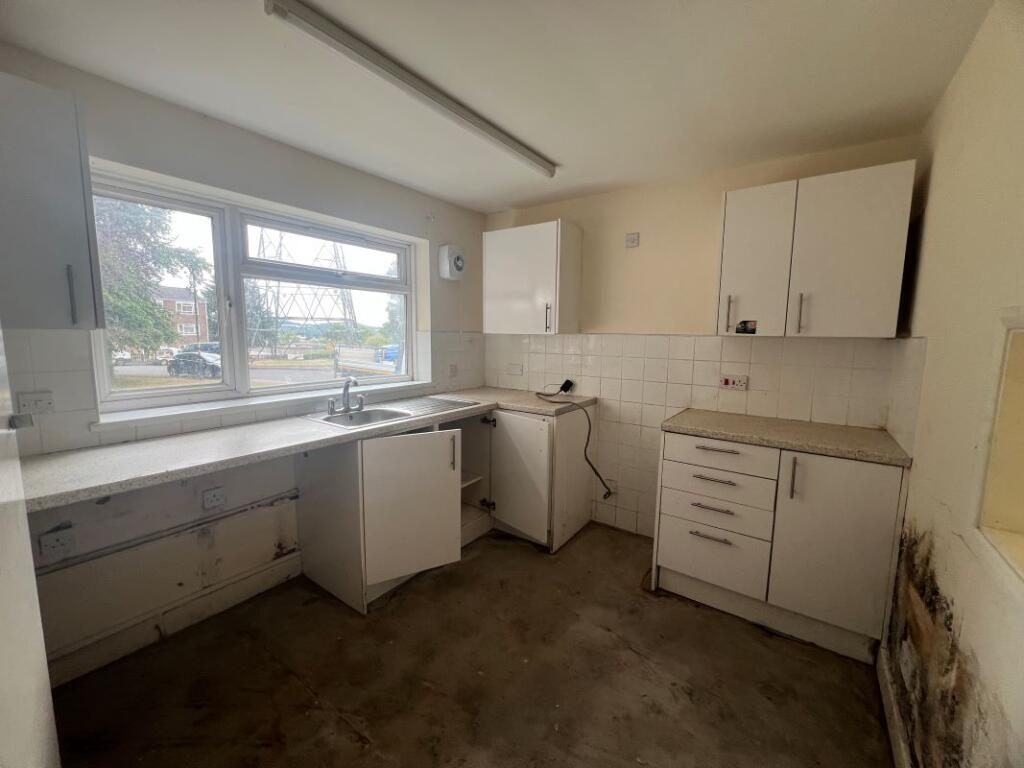 Additional image 6 of Flat 3, 11 Clent Way, Quinton, Birmingham, B32 4NN