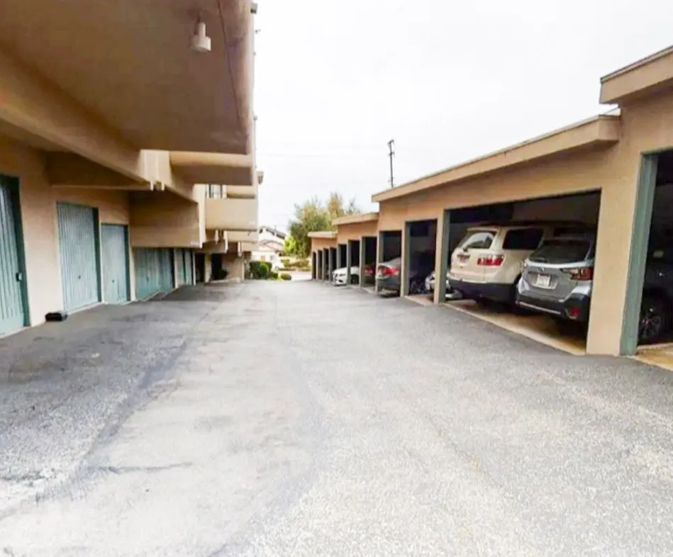 Additional image 22 of 209 S Prospect Avenue Unit 205, Redondo Beach, CA 90277