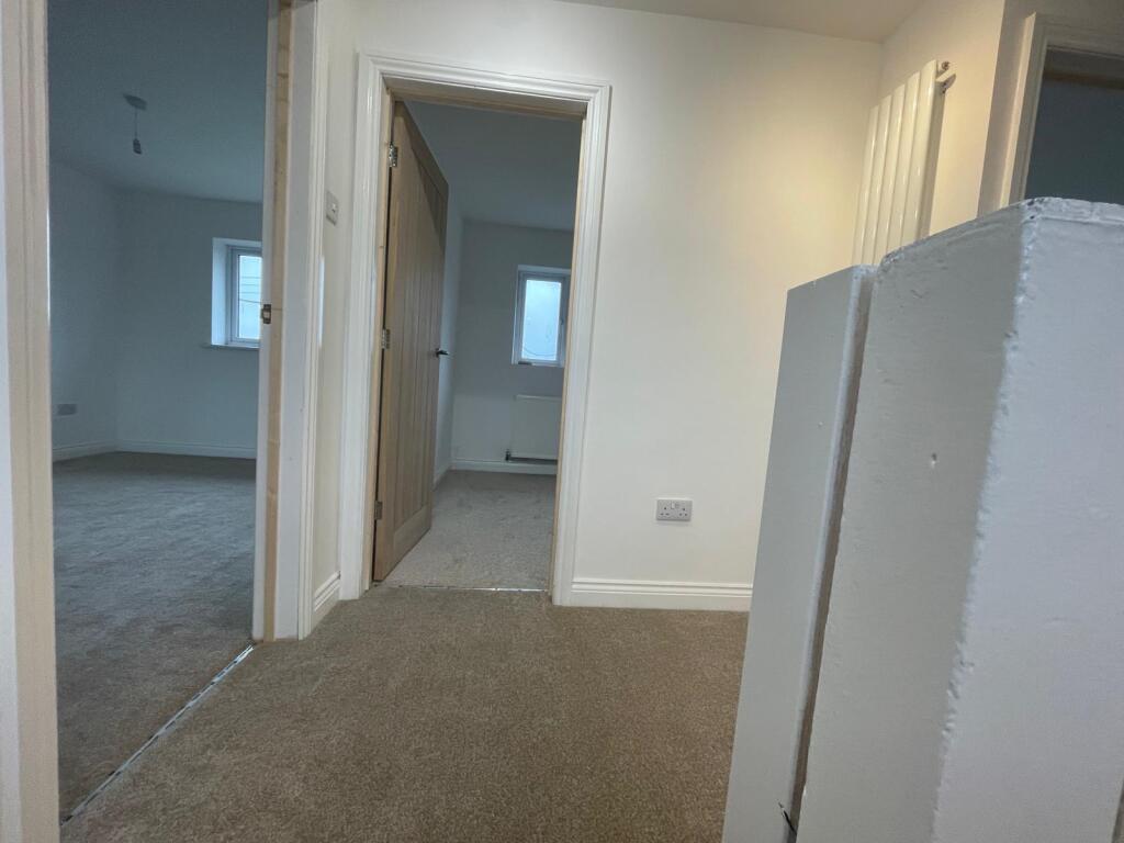 Additional image 11 of Simms Lane, Hollywood, B47