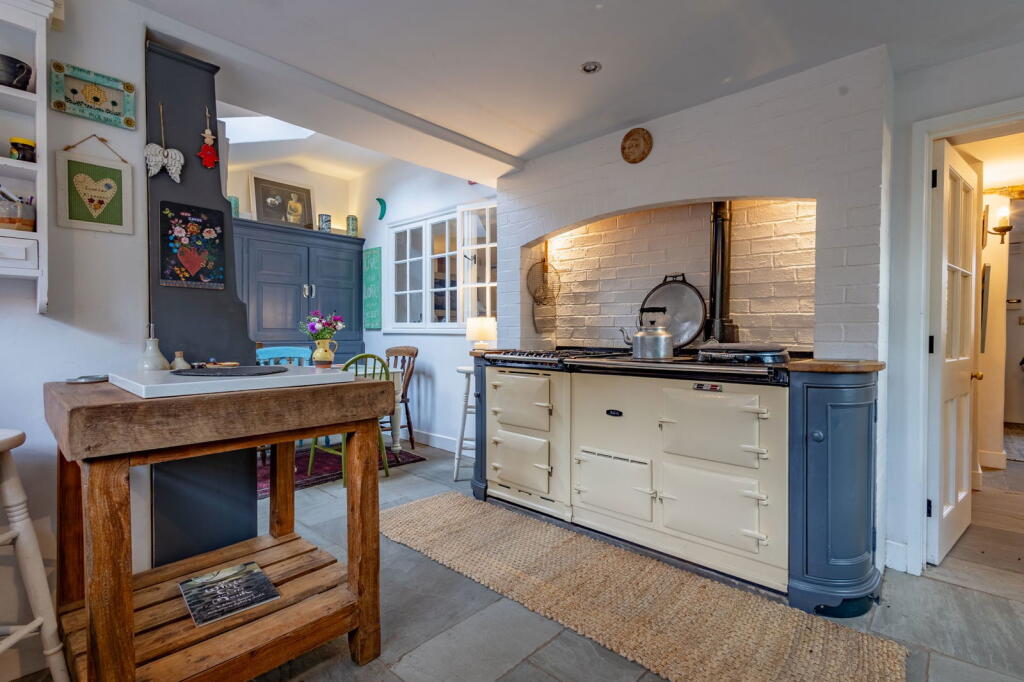 Additional image 39 of Rune Cottage, High Street, Bidford-on-Avon B50 4AF