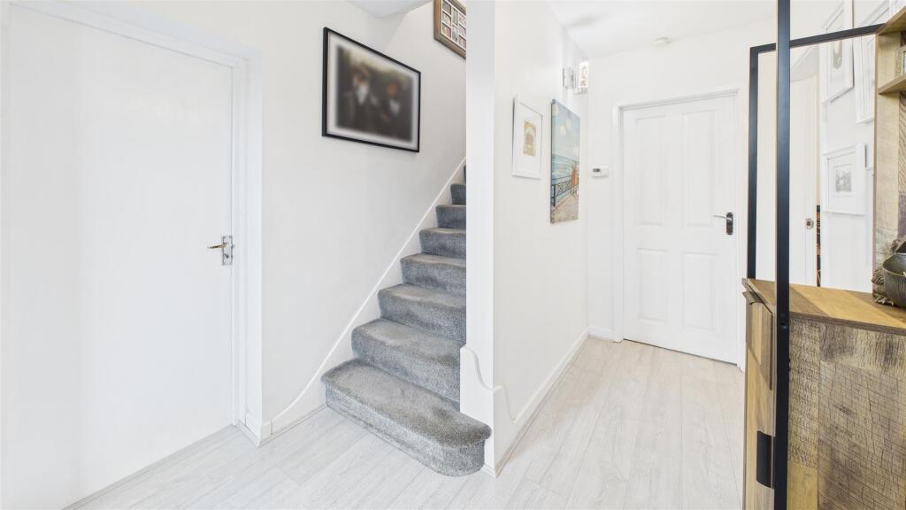 Additional image 24 of Cherry Orchard Avenue, Halesowen