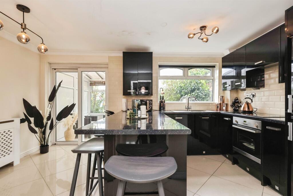 Additional image 19 of Auckland Drive, Birmingham