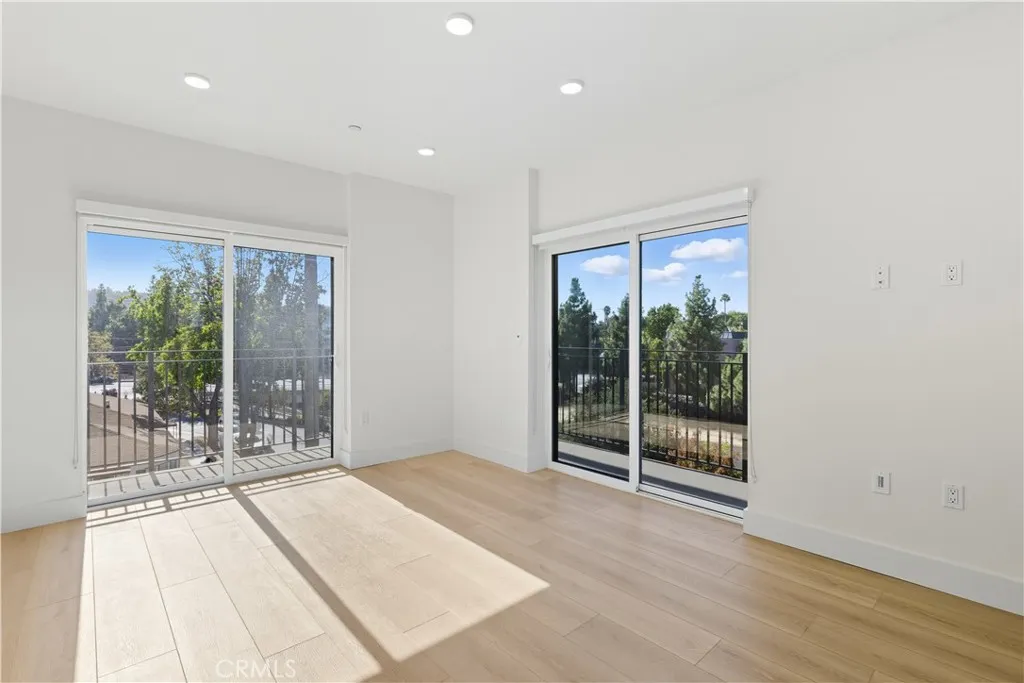 Additional image 3 of 12078 Guerin Street Unit 406, Studio City, CA 91604