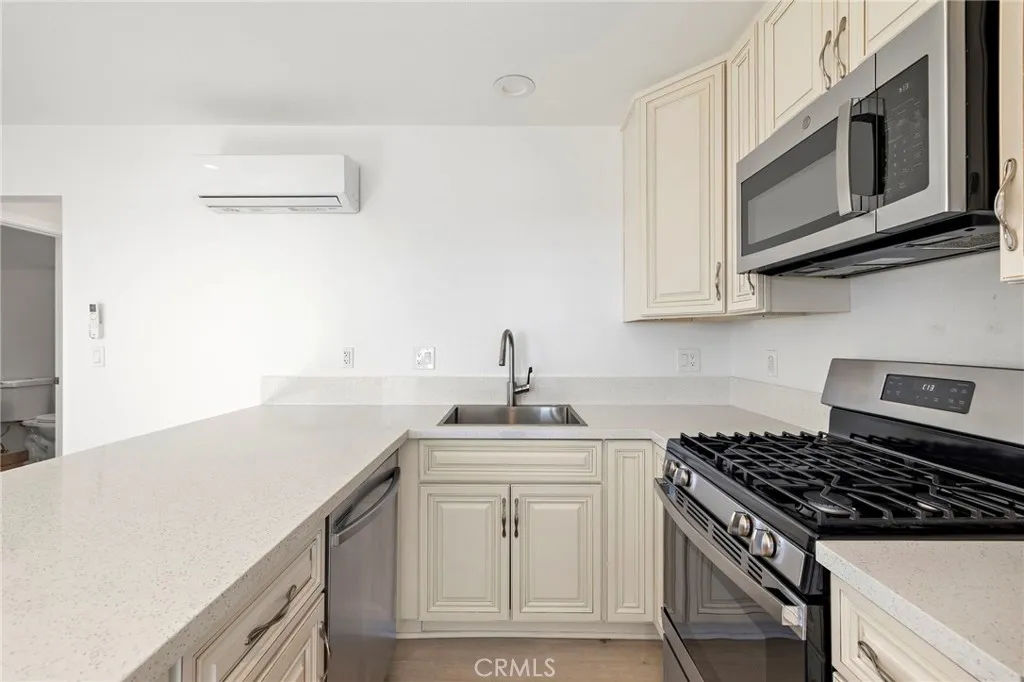 Additional image 7 of 33771 Copper Lantern St Unit B, Dana Point, CA 92629