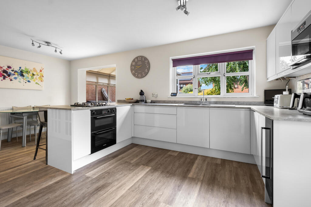 Additional image 3 of Oasthouse Close, Stoke Heath, Bromsgrove B60 4NW