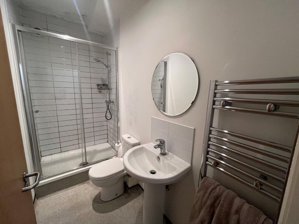 Additional image 5 of The Square, Alvechurch, Birmingham, Worcestershire, B48