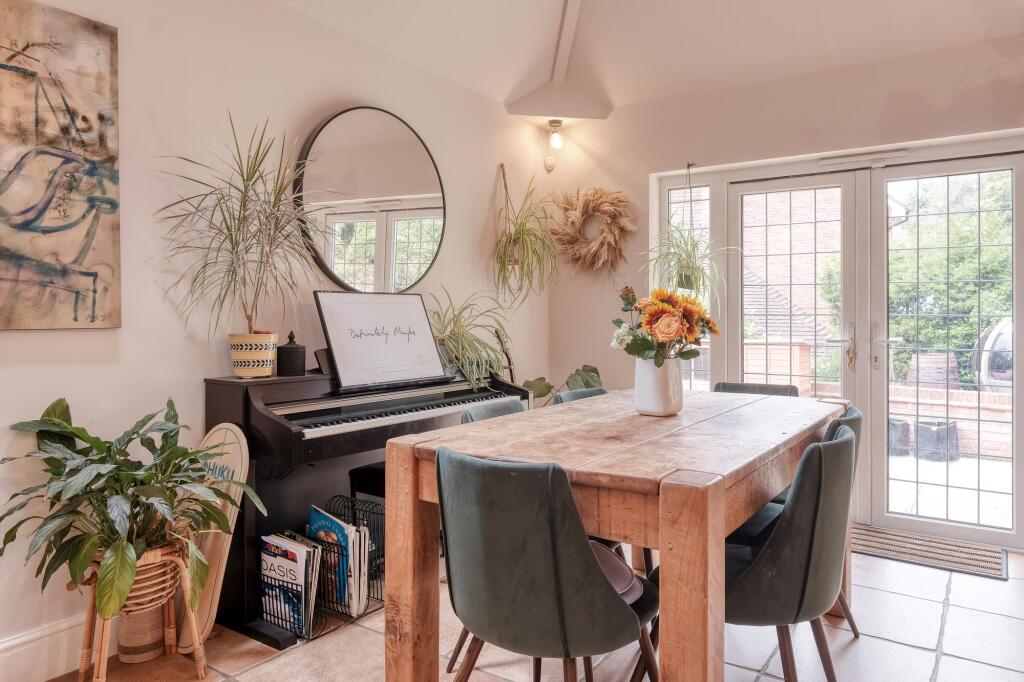 Additional image 5 of The Badgers, Barnt Green, B45