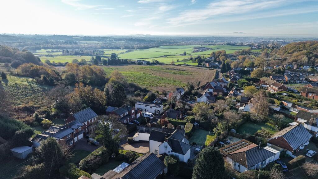 Additional image 17 of Lickey Rock, Marlbrook, B60