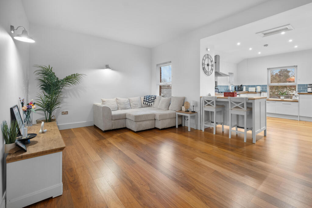 Additional image 15 of Flat 2, 47 Birmingham Road, Bromsgrove B61 0DR