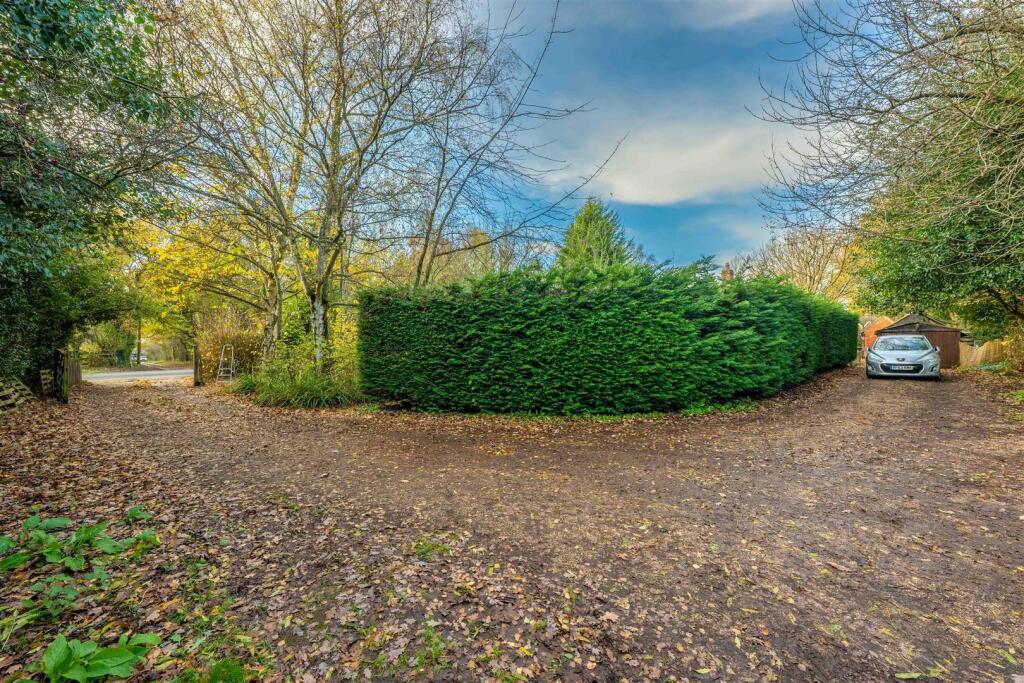 Additional image 27 of Evesham Road, Cookhill, Alcester