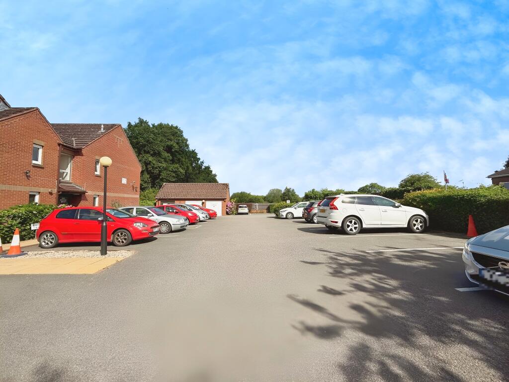 Additional image 11 of Flat 31, Malin Court, School Road, Alcester, Warwickshire B49 5DJ