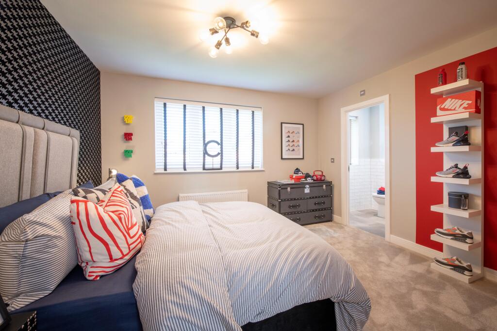 Additional image 14 of Whitford Road
Bromsgrove
B61 7ED