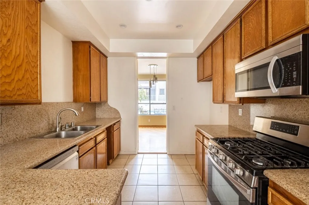 Additional image 16 of 1244 Valley View Road Unit 129, Glendale, CA 91202