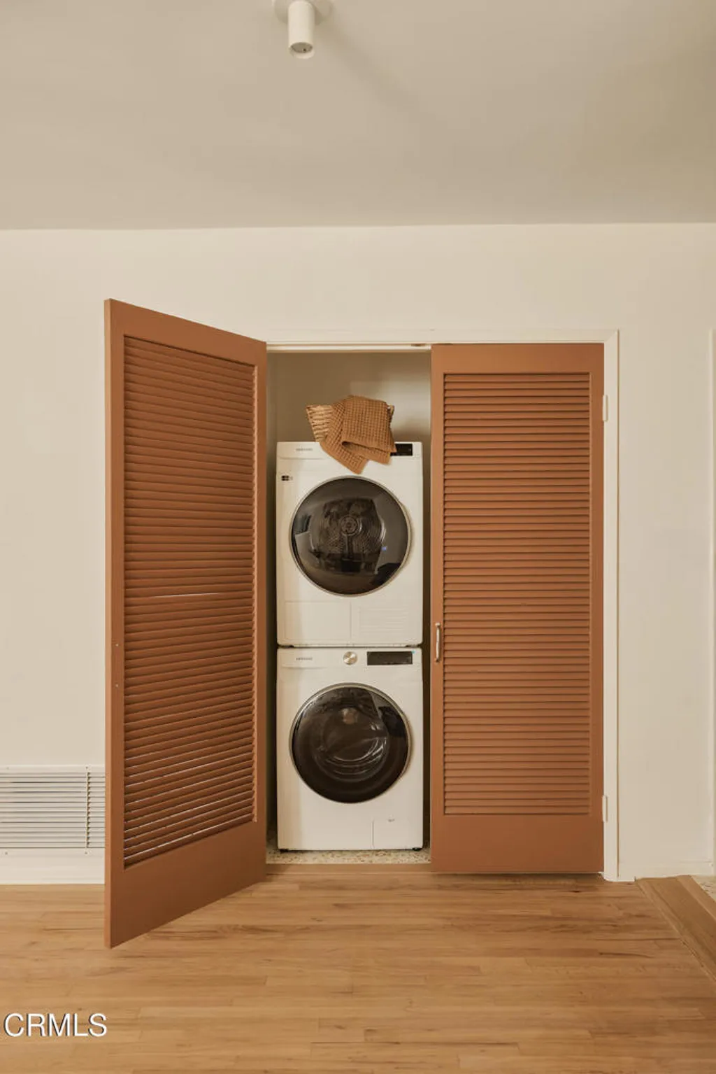 Additional image 15 of 6002 Springvale Drive, Los Angeles, CA 90042