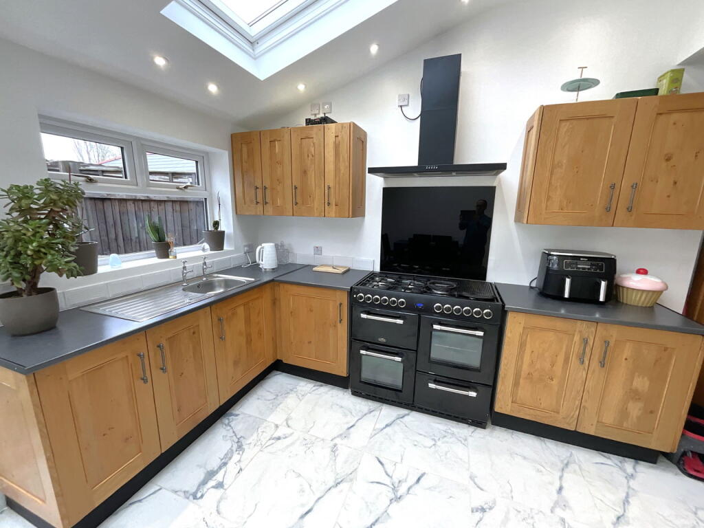 Additional image 6 of CRADLEY HEATH, Highland Road