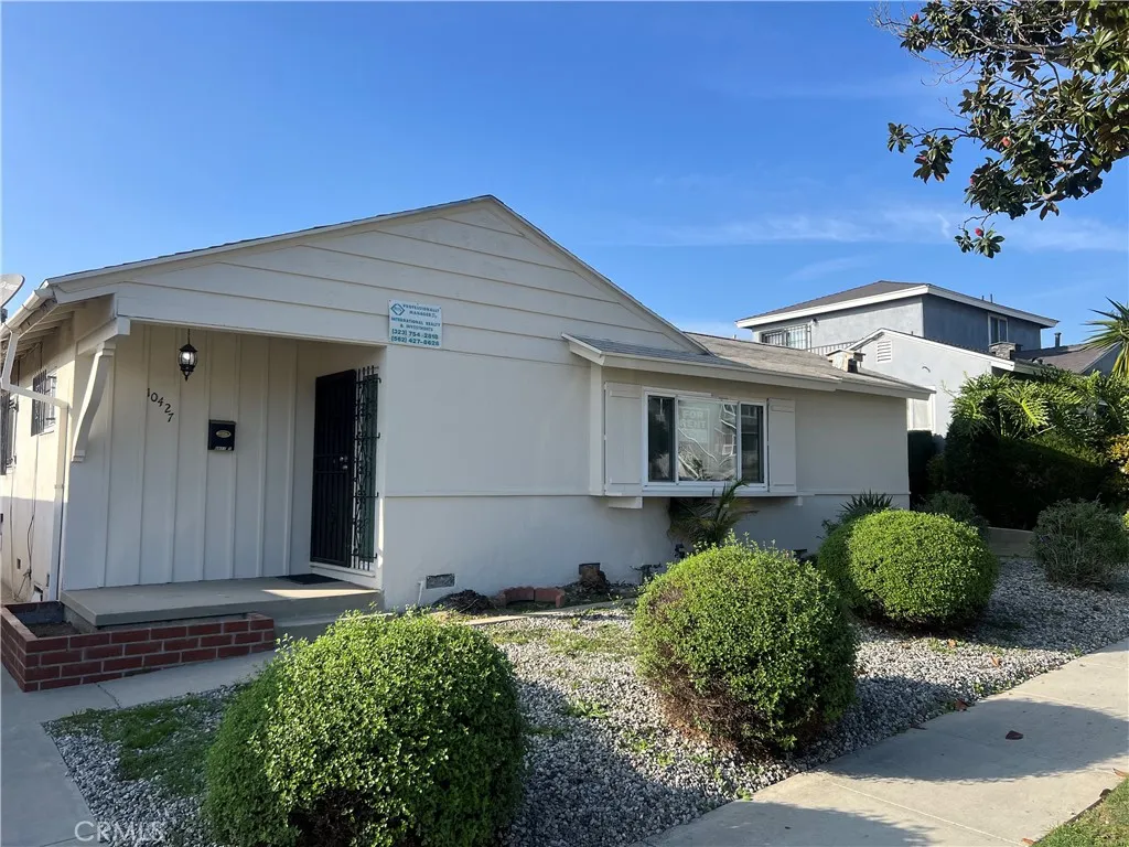 Additional image 2 of 10427 Van Ness Avenue S Unit 1, Inglewood, CA 90303