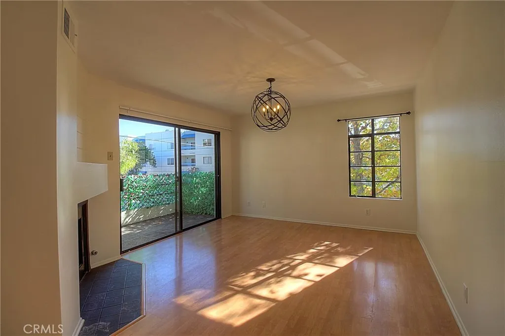 Additional image 9 of 400 N Louise Street Unit 205, Glendale, CA 91206