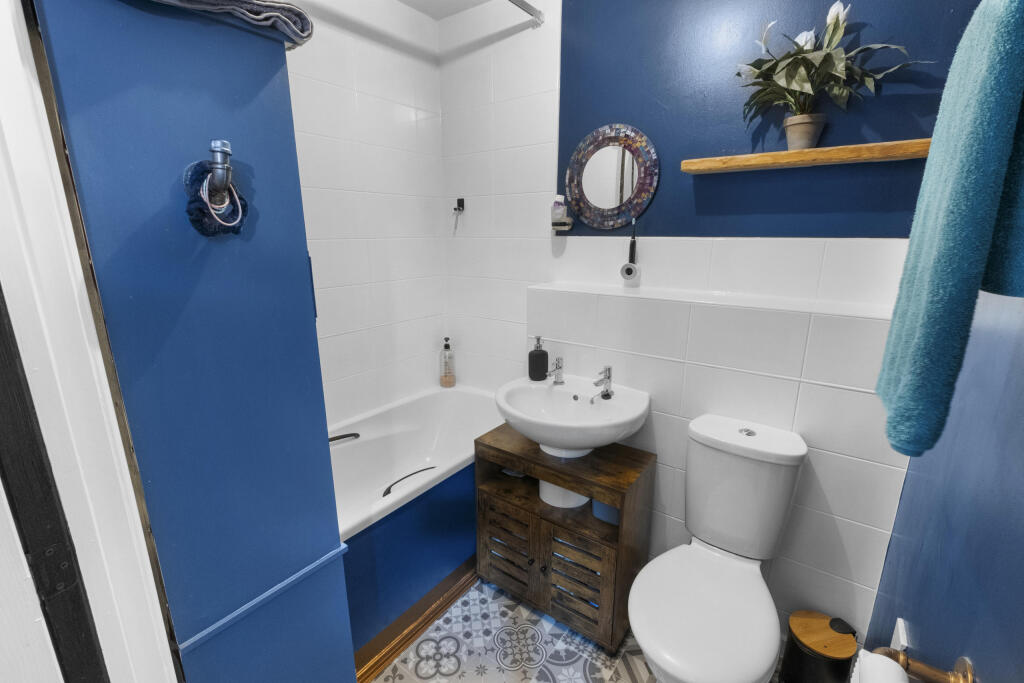 Additional image 12 of Flat 9, Garden Court, Design Close, Bromsgrove B60 3GS