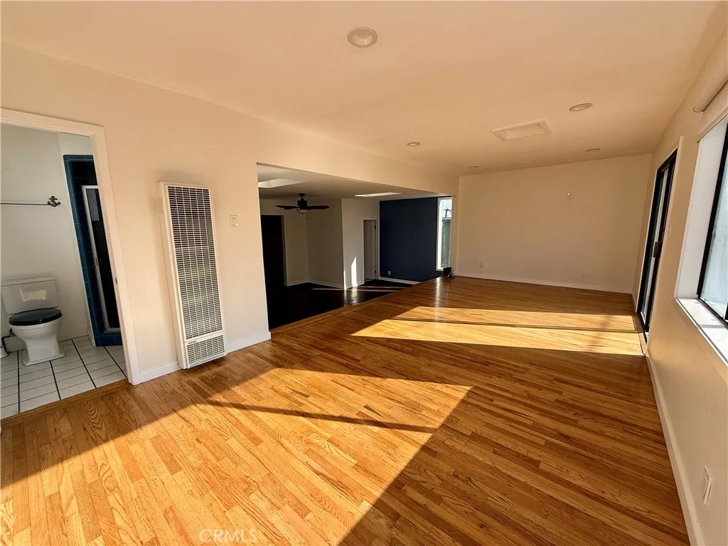 Additional image 10 of 14621 Fonthill Avenue, Hawthorne, CA 90250