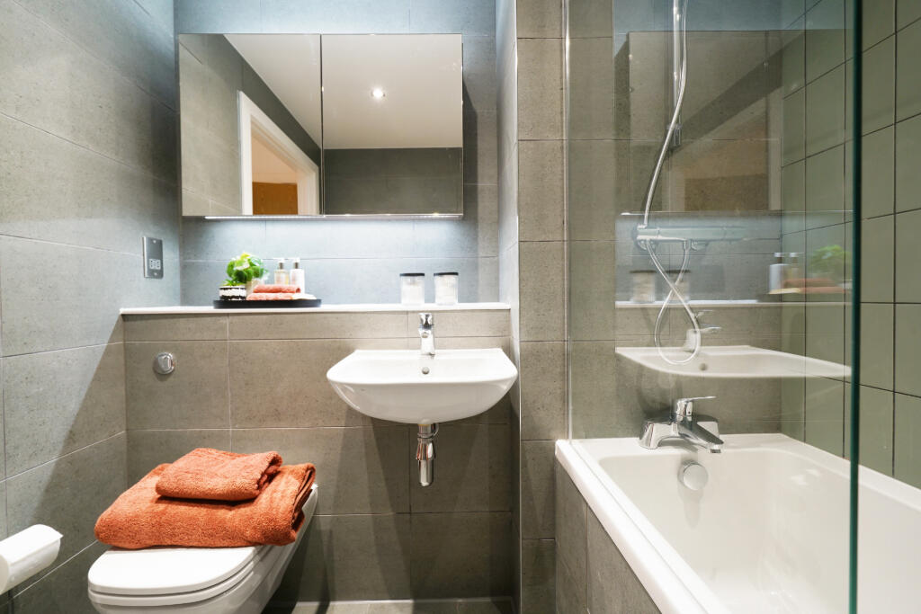 Additional image 8 of Guild Point