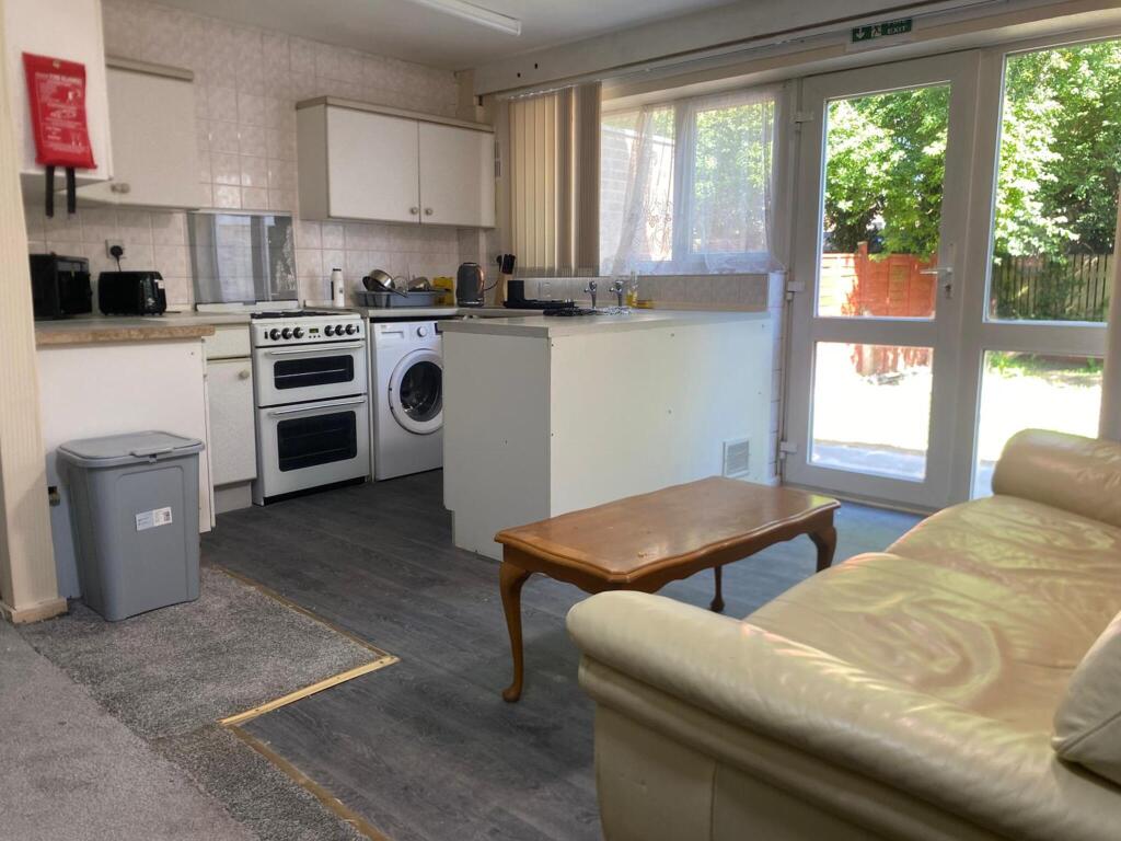 Additional image 2 of Room 2, Tyndall Walk, Woodgate, B32 3UN