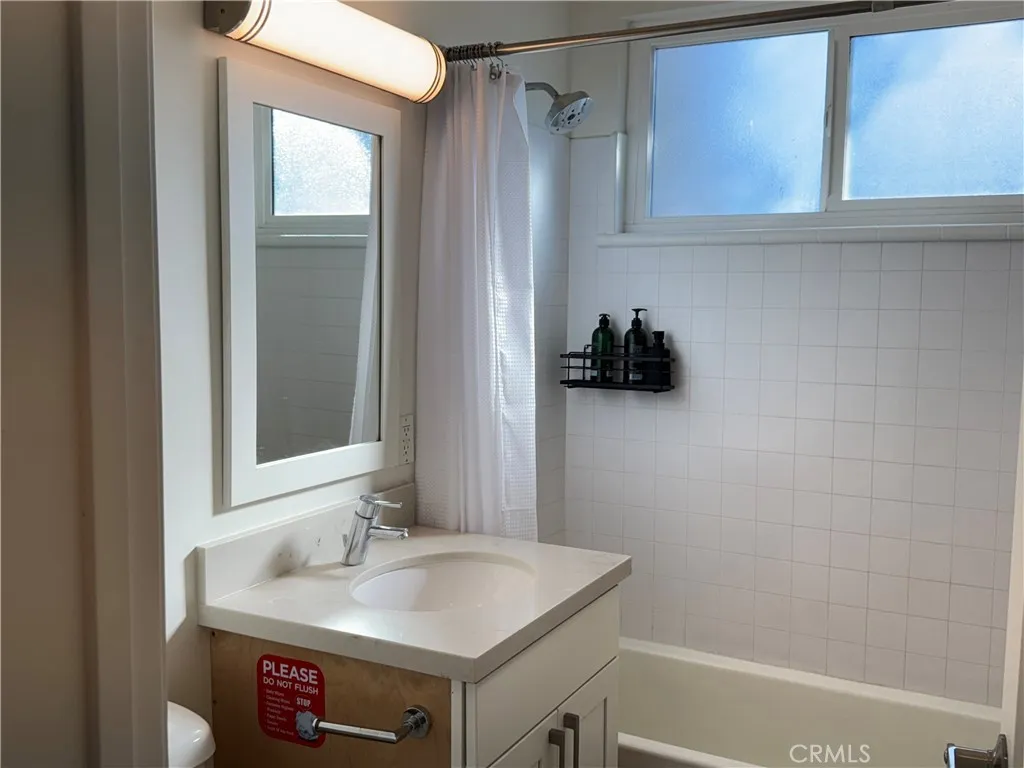 Additional image 19 of 251 N Oakland Ave Unit 3, Pasadena, CA 91101