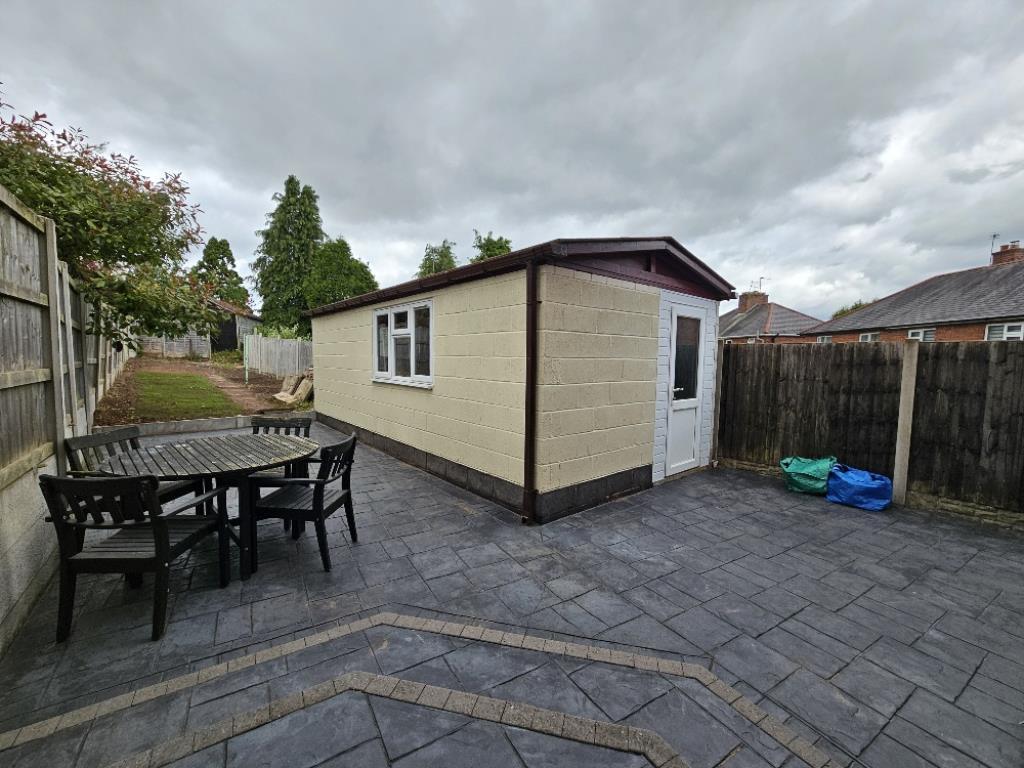 Additional image 3 of Grove Avenue, Halesowen, B63 4SB