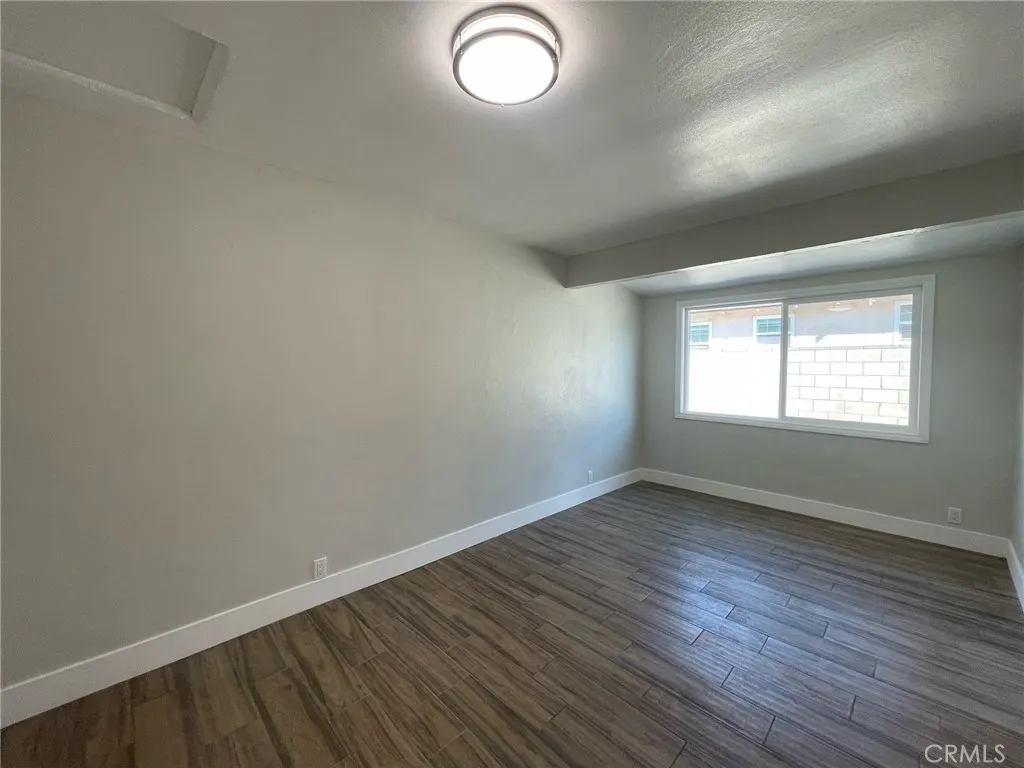 Additional image 18 of 924 W Chestnut Unit 1/2, Santa Ana, CA 92703