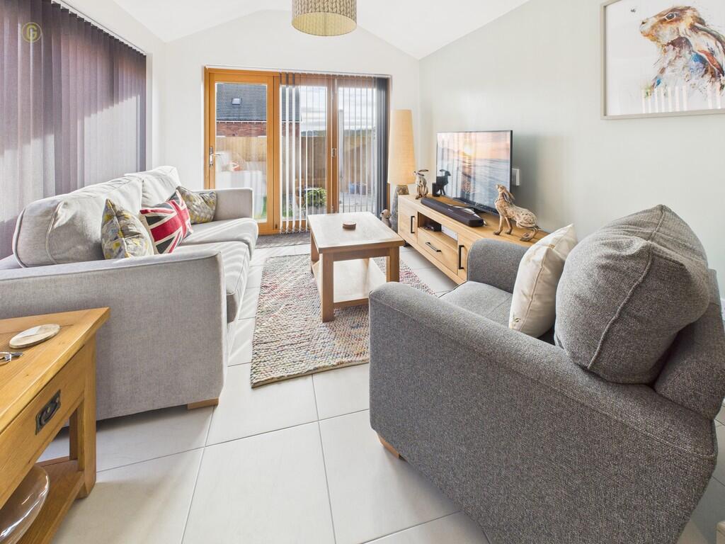 Additional image 15 of Meadow Way, Tamworth