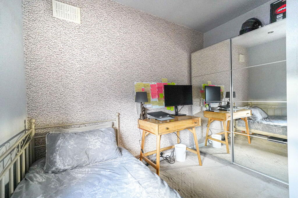 Additional image 19 of Stratford Road, Shirley