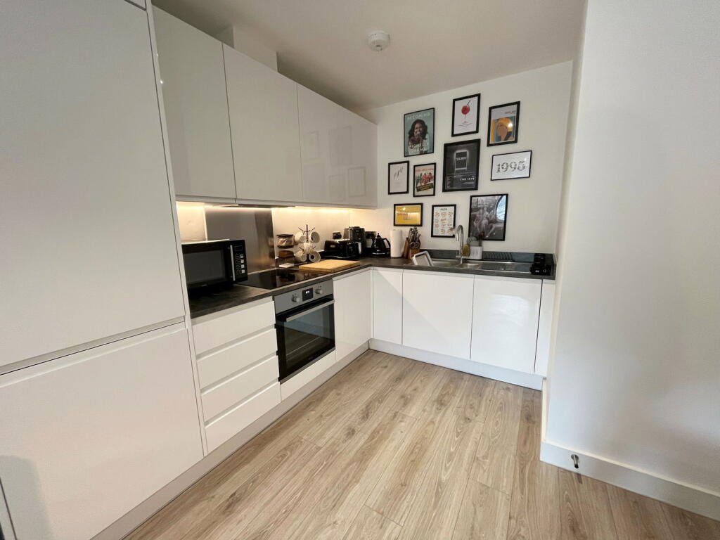 Additional image 3 of Broadoaks, Streetsbrook Road, Solihull