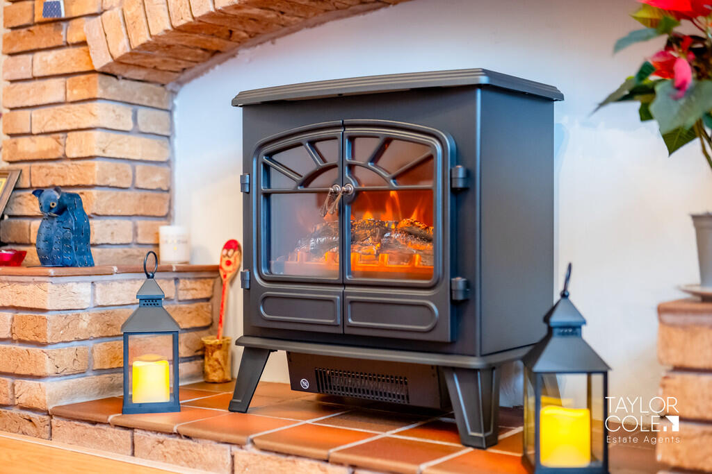 Additional image 4 of St. Andrews, Tamworth