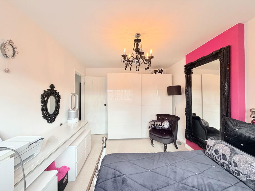 Additional image 20 of Haslucks Green Road, Shirley, B90 1DX