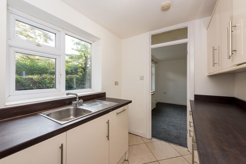 Additional image 5 of 71 Sara Close, Sutton Coldfield, B74 4BP