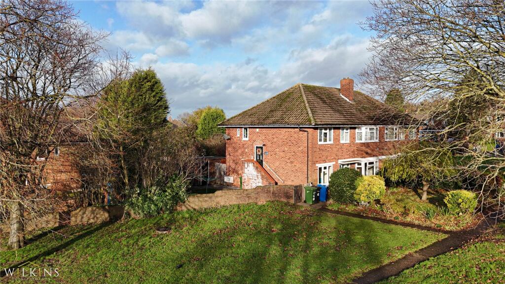 Laburnum Avenue, Tamworth, Staffordshire, B79