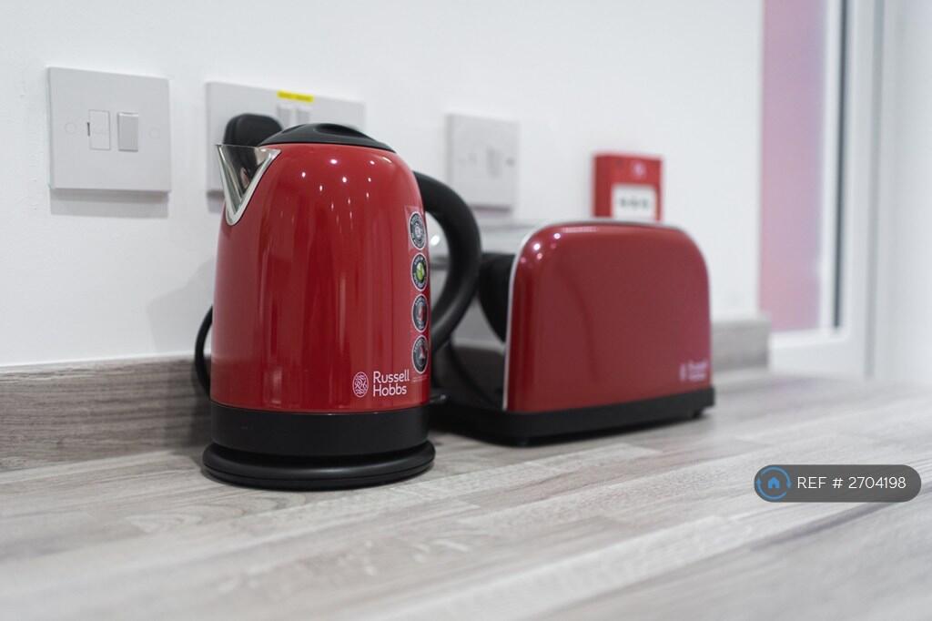 Additional image 50 of Bearwood Road, Smethwick, B66