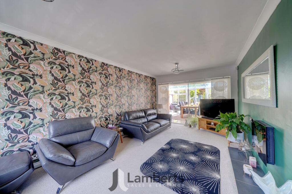 Additional image 8 of Birmingham Road, Mappleborough Green, B80