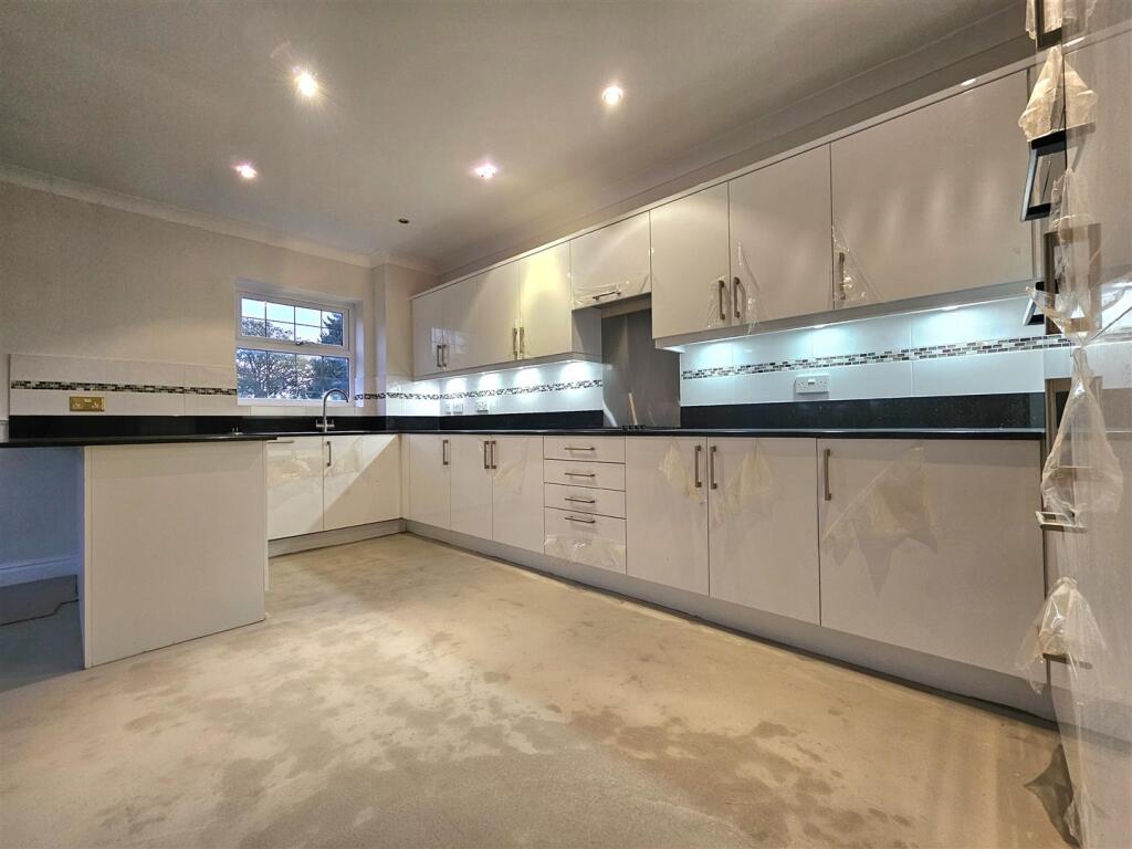 Additional image 18 of Kelvedon Grove, Solihull