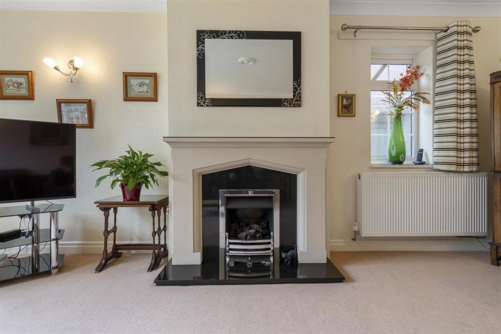 Additional image 3 of Vixen Close, Sutton Coldfield