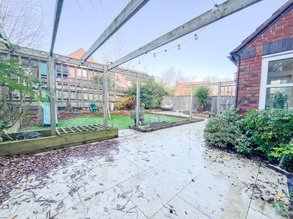 Additional image 27 of Whitchurch Lane, Dickens Heath B90